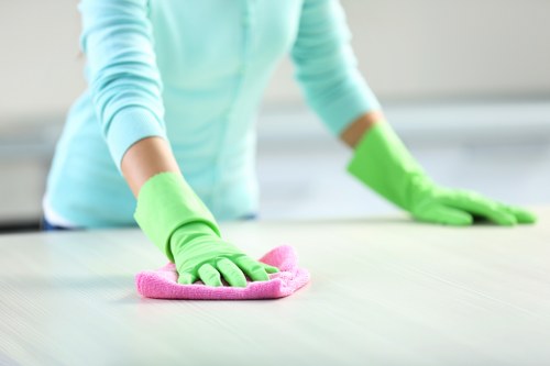 Steam carpet cleaning service in Goddington for fresh and hygienic floors